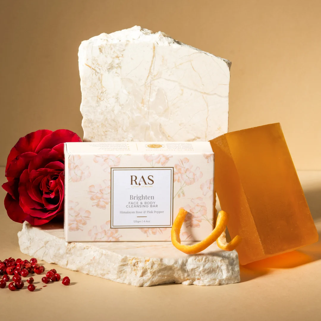 Brightening Cleansing Bar for Face and Body - Image 7