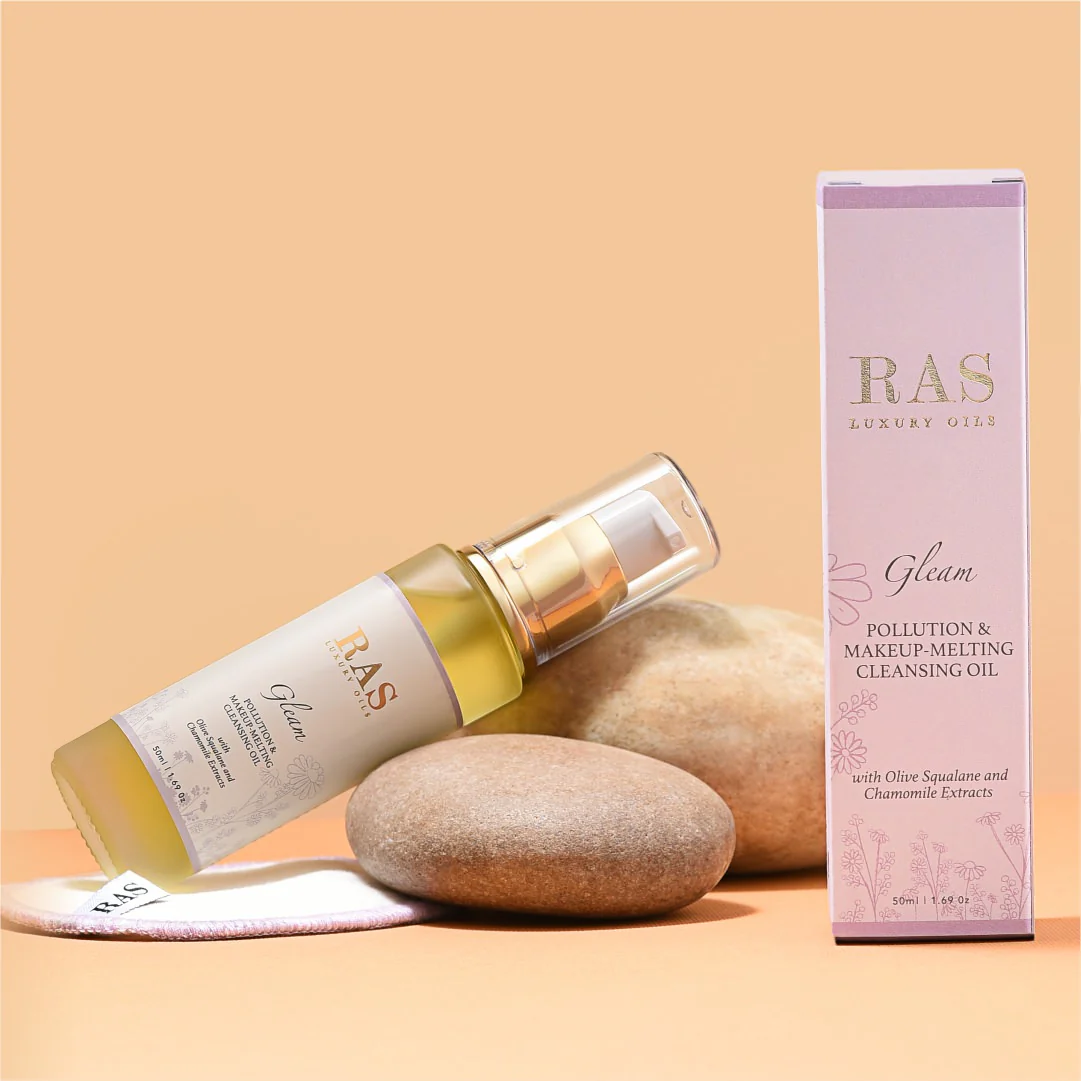 Gleam – Pollution and Makeup Melting Cleansing Oil - Image 16