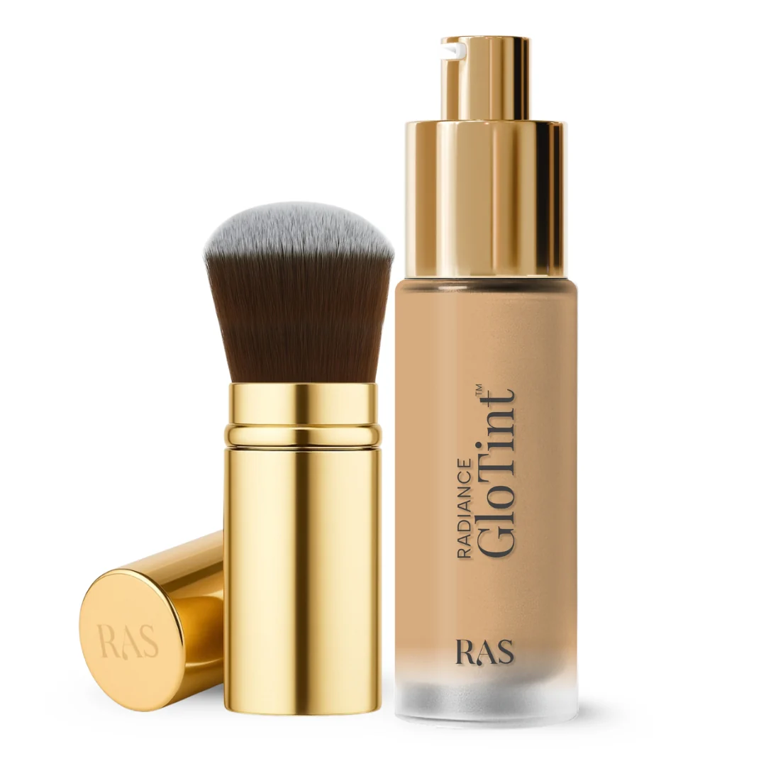 The Radiance Glo™ Perfecting Duo – Skin Tint with GloBlend Brush - Image 41