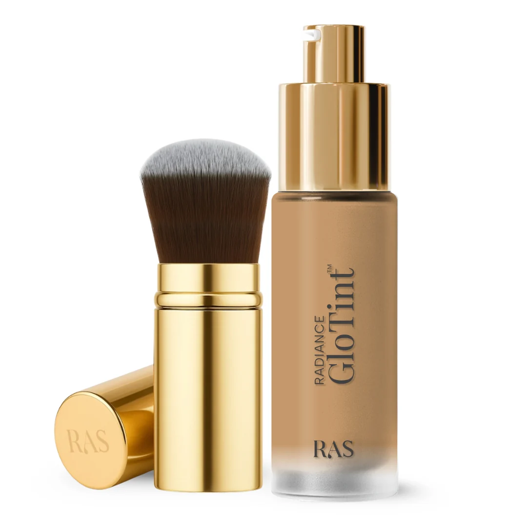The Radiance Glo™ Perfecting Duo – Skin Tint with GloBlend Brush - Image 61