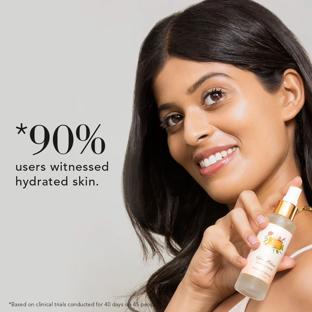 Glow Potion Essence Toner - Hydrating & Plumping - Image 4