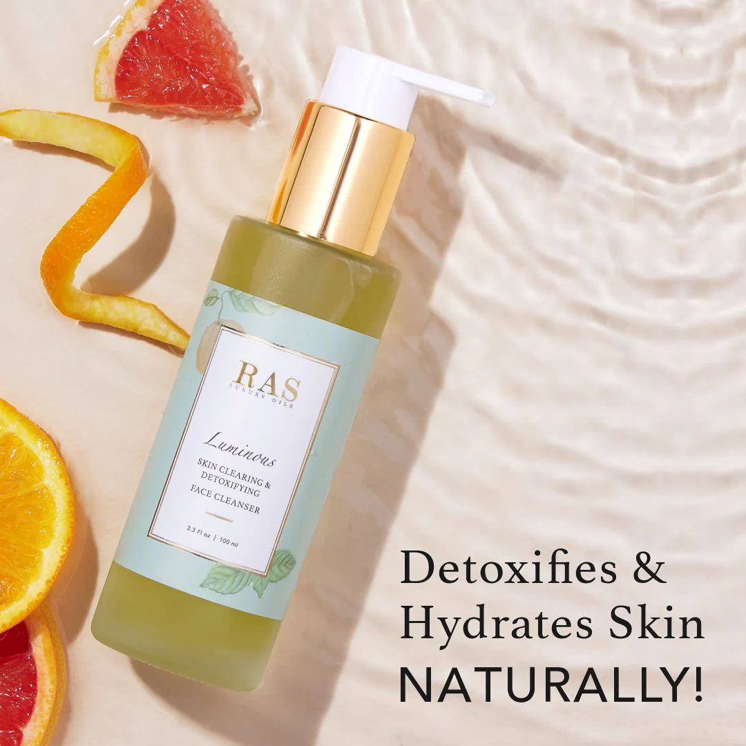 Luminous Skin Clarifying Face Wash Cleanser - Image 4